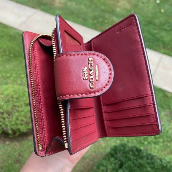 Coach Signature Medium Corner Zip Wallet Khaki Brown Tan Cherry Red Snap Button - Picture 3 of 17